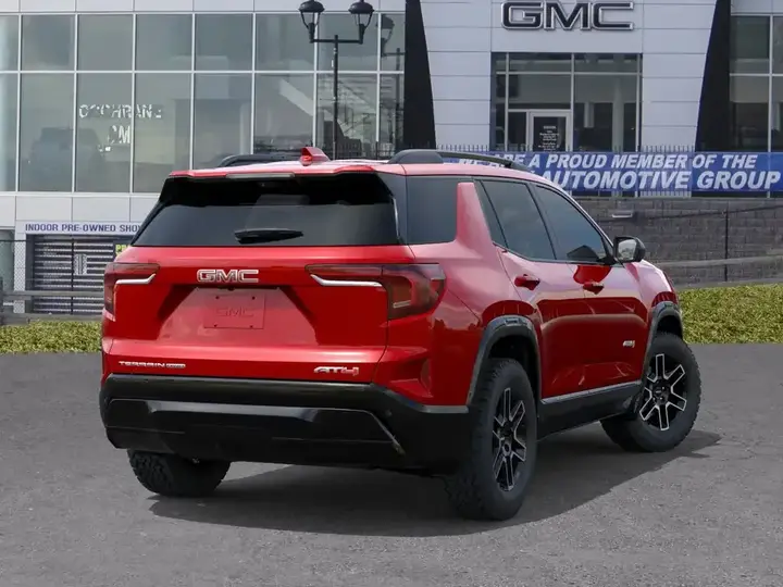 GMC Terrain 2027 photo 4