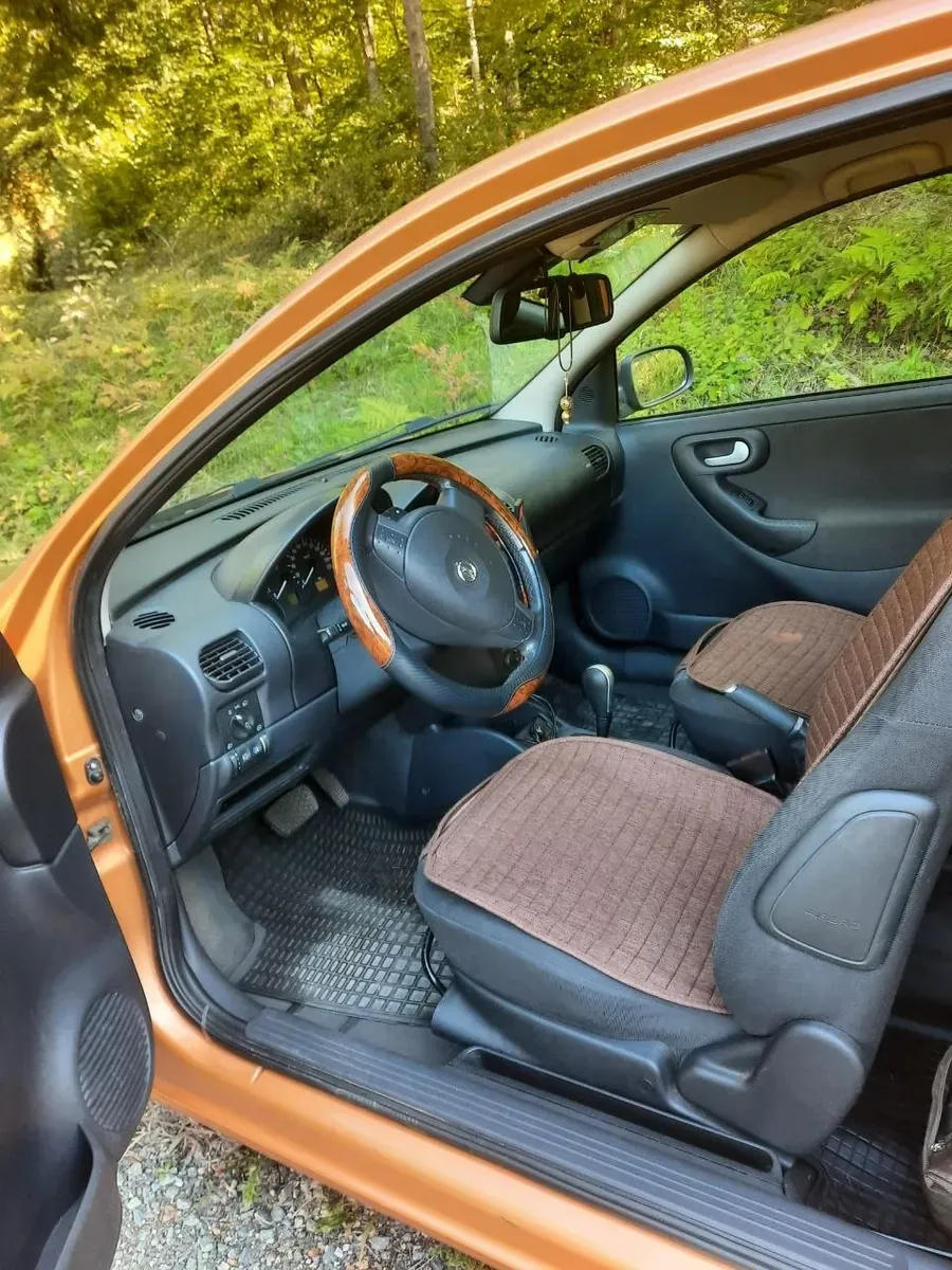 Opel Corsa 2004 photo 2