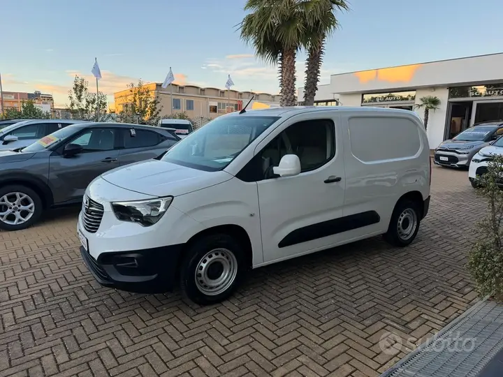 Opel Combo 2019 photo 3