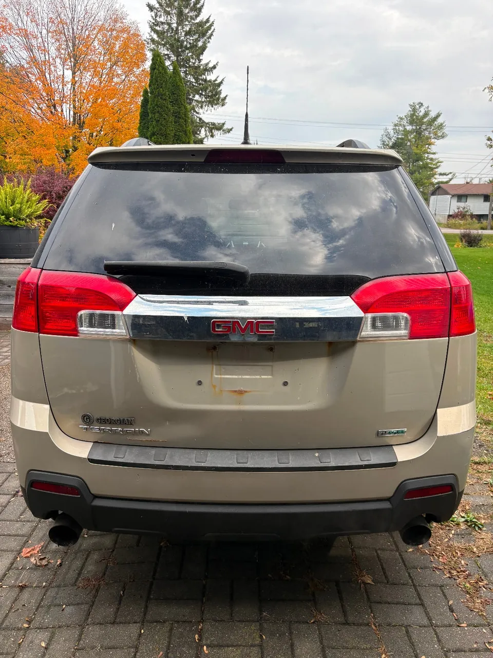 GMC Terrain 2011 photo 2