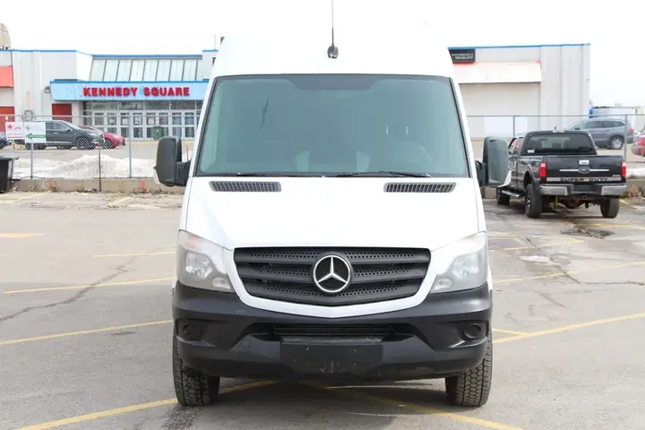 Mercedes-Benz Sprinter 2018 photo 2