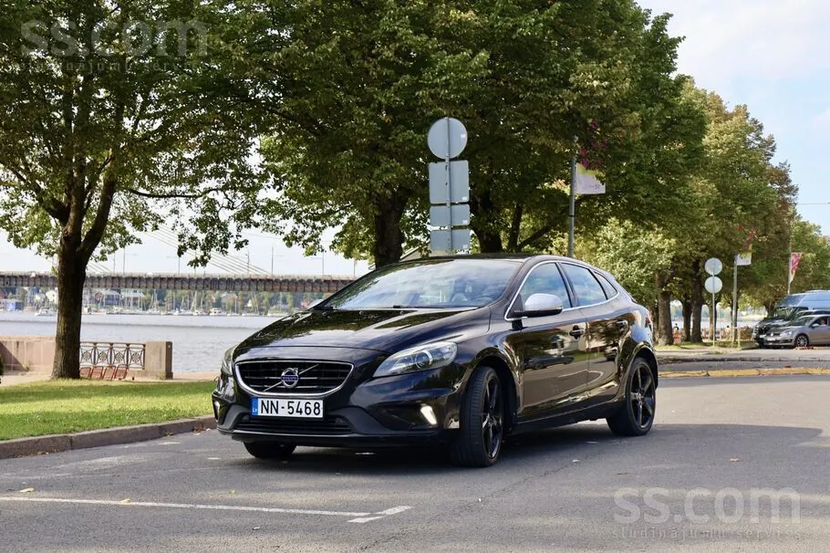 Volvo V40 2015 photo 3