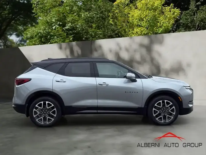 Chevrolet Blazer 2025 photo 4