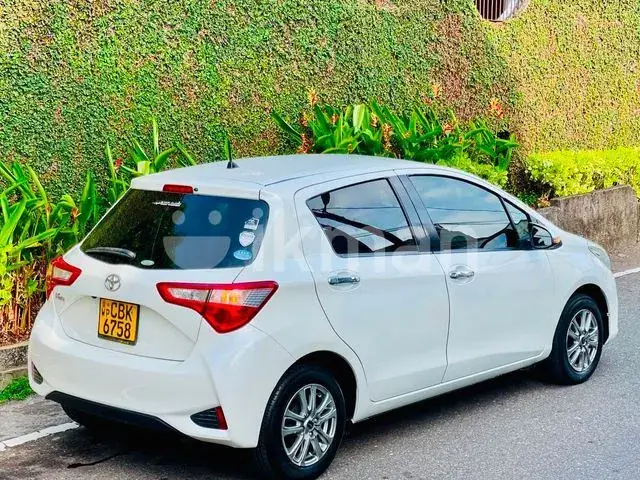 Toyota Vitz 2019 photo 4