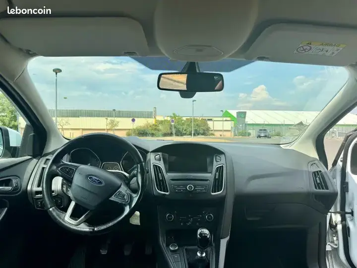 Ford Focus 2017 photo 5