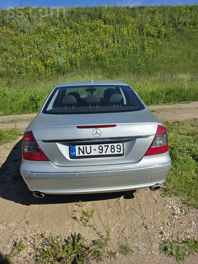 Mercedes-Benz E200 2007 photo 3