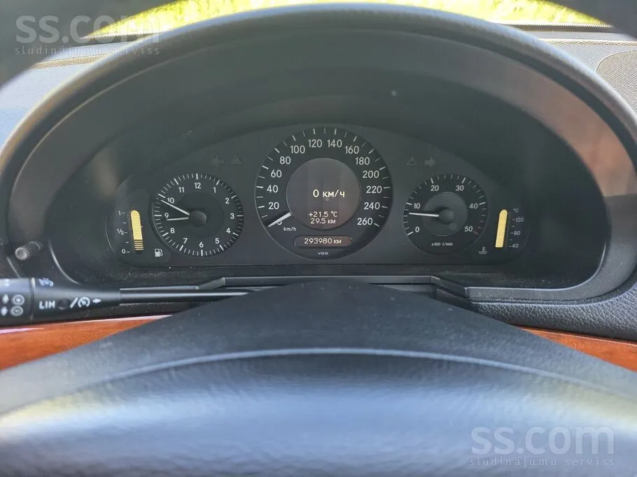 Mercedes-Benz E200 2007 photo 5