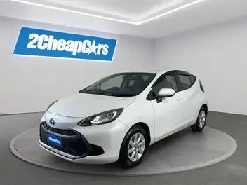 Toyota Aqua 2021 photo 2