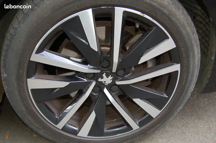 Peugeot 508 2019 photo 3