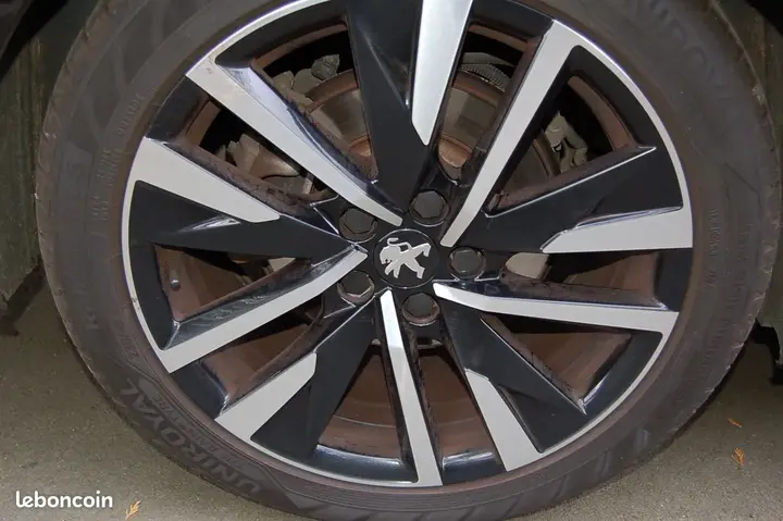 Peugeot 508 2019 photo 4