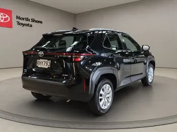 Toyota Yaris Cross 2025 photo 2