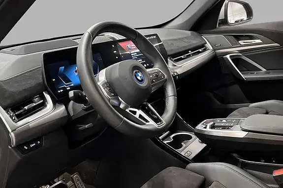 BMW Ix1 2026 photo 5