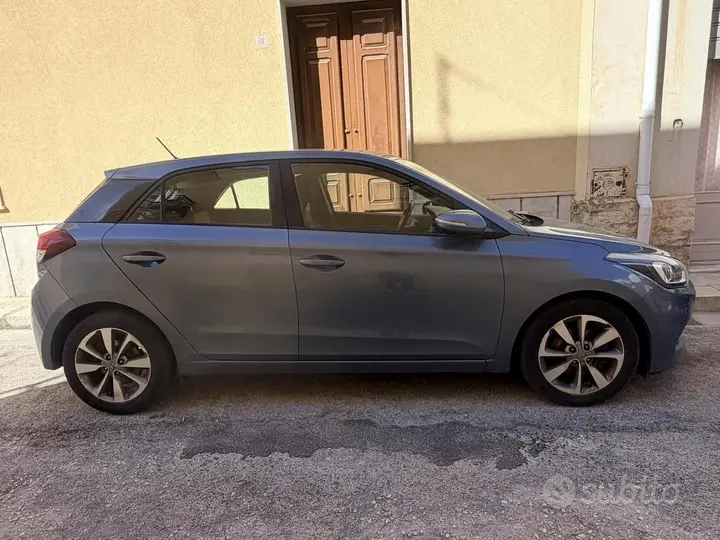 Hyundai I20 2018 photo 3