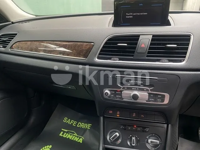Audi Q3 2016 photo 5