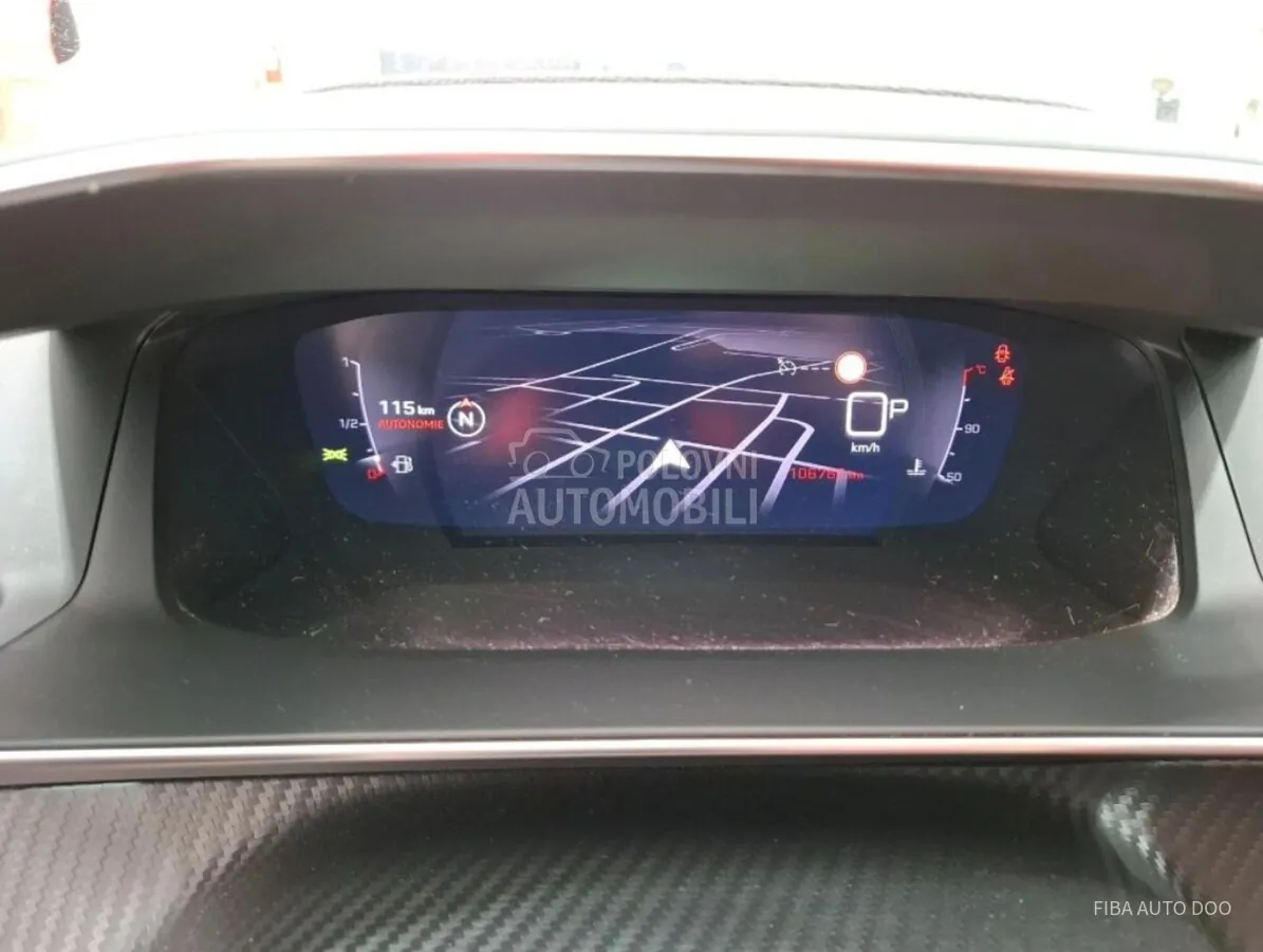Peugeot 208 2022 photo 2