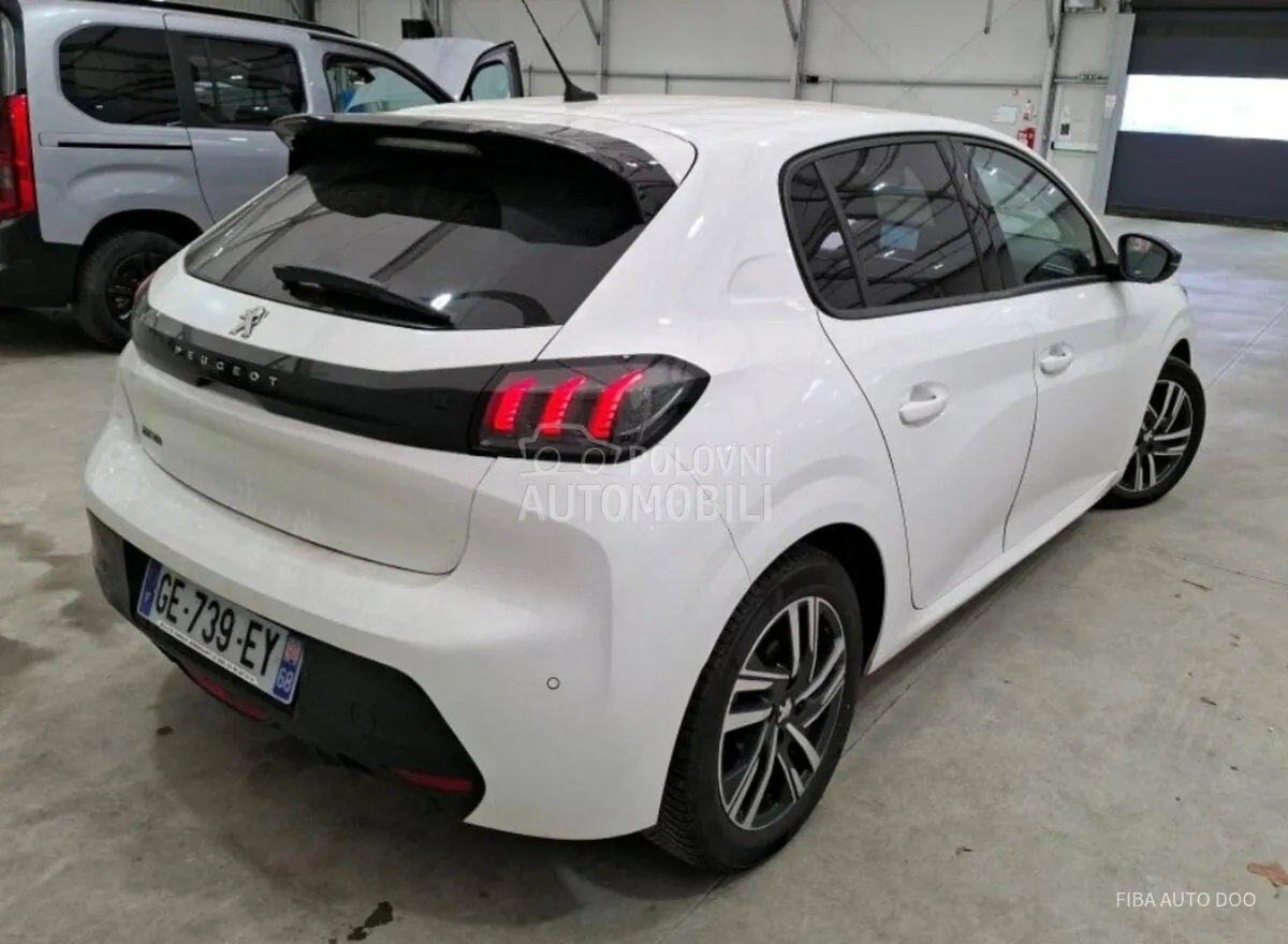 Peugeot 208 2022 photo 4