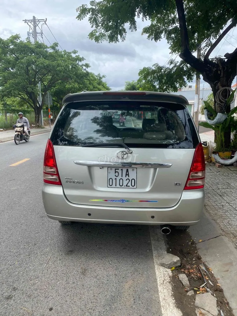 Toyota Innova 2006 photo 2