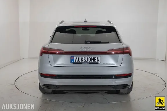 Audi E-Tron 2023 photo 5