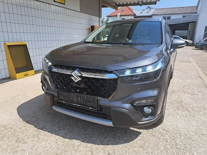 Suzuki S-Cross 2026 photo 2