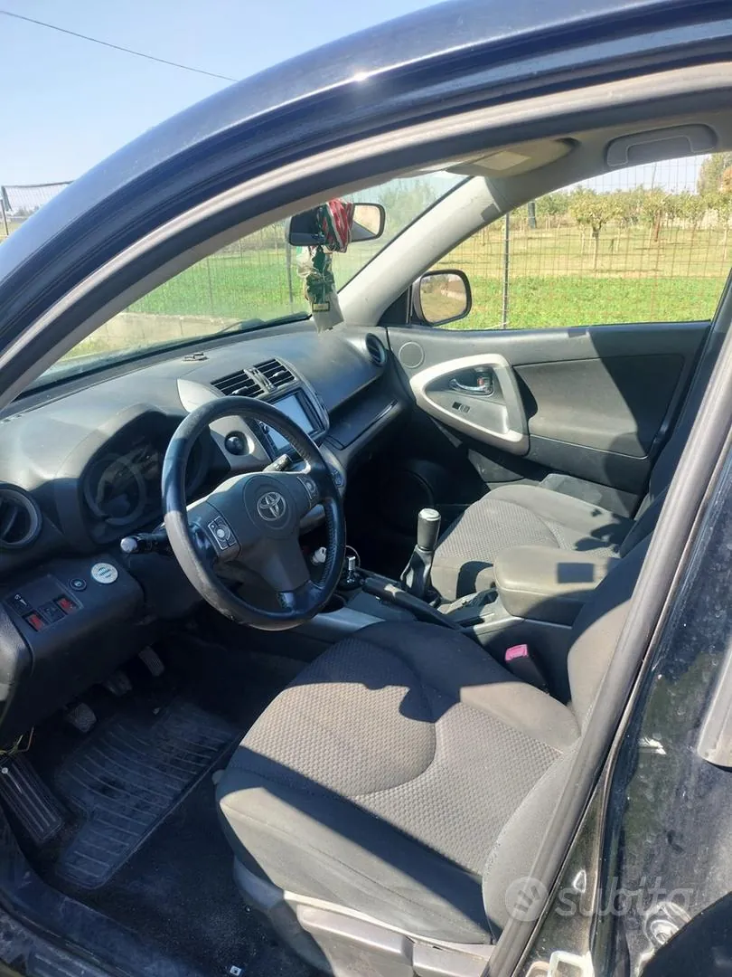 Toyota Rav4 2006 photo 5