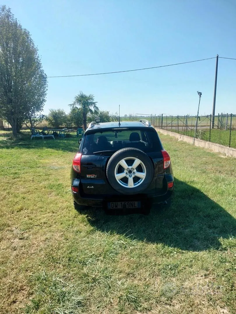 Toyota Rav4 2006 photo 2