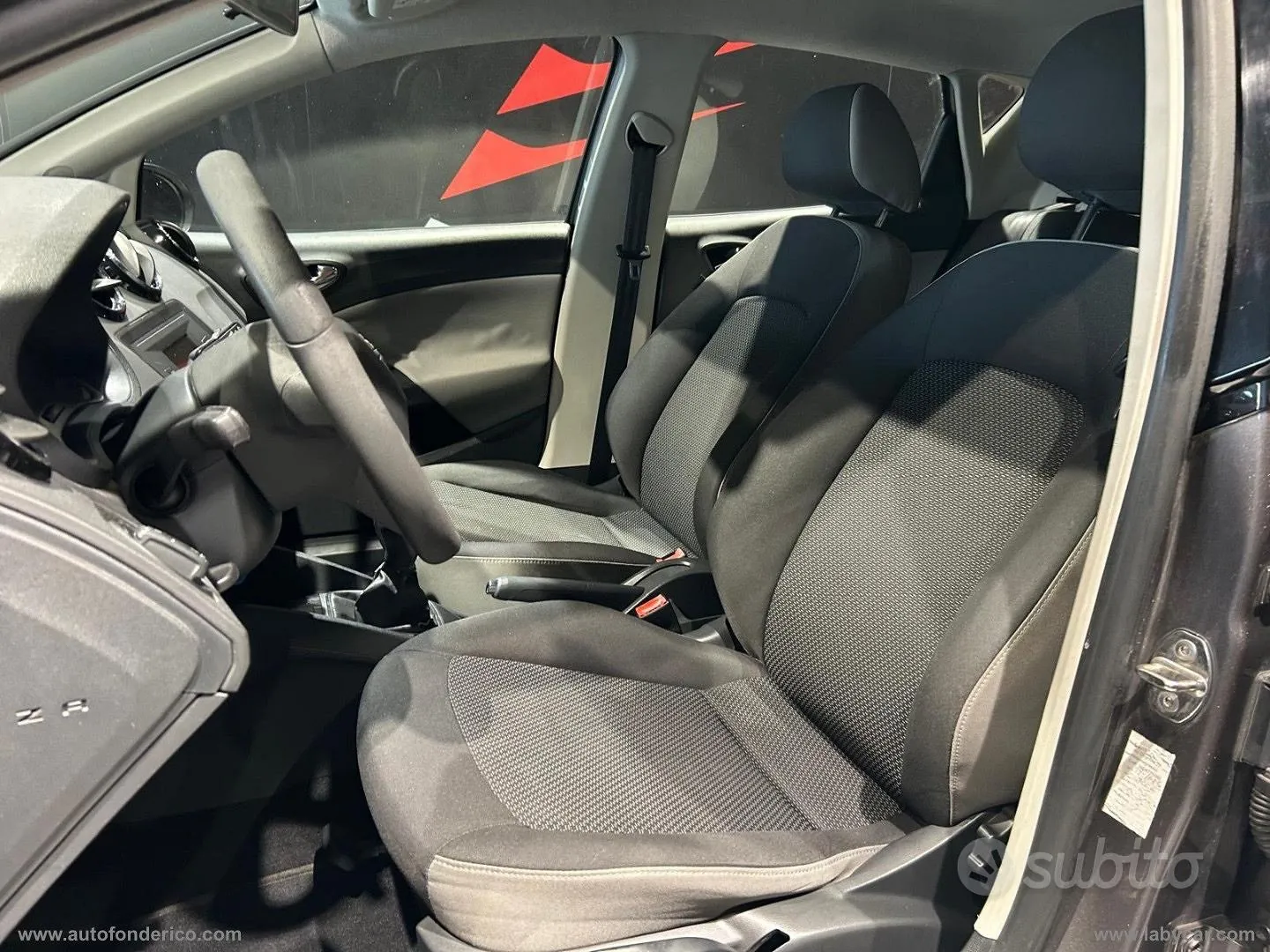 Seat Ibiza 2016 photo 5