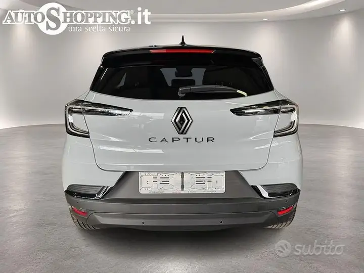 Renault Captur 2026 photo 4
