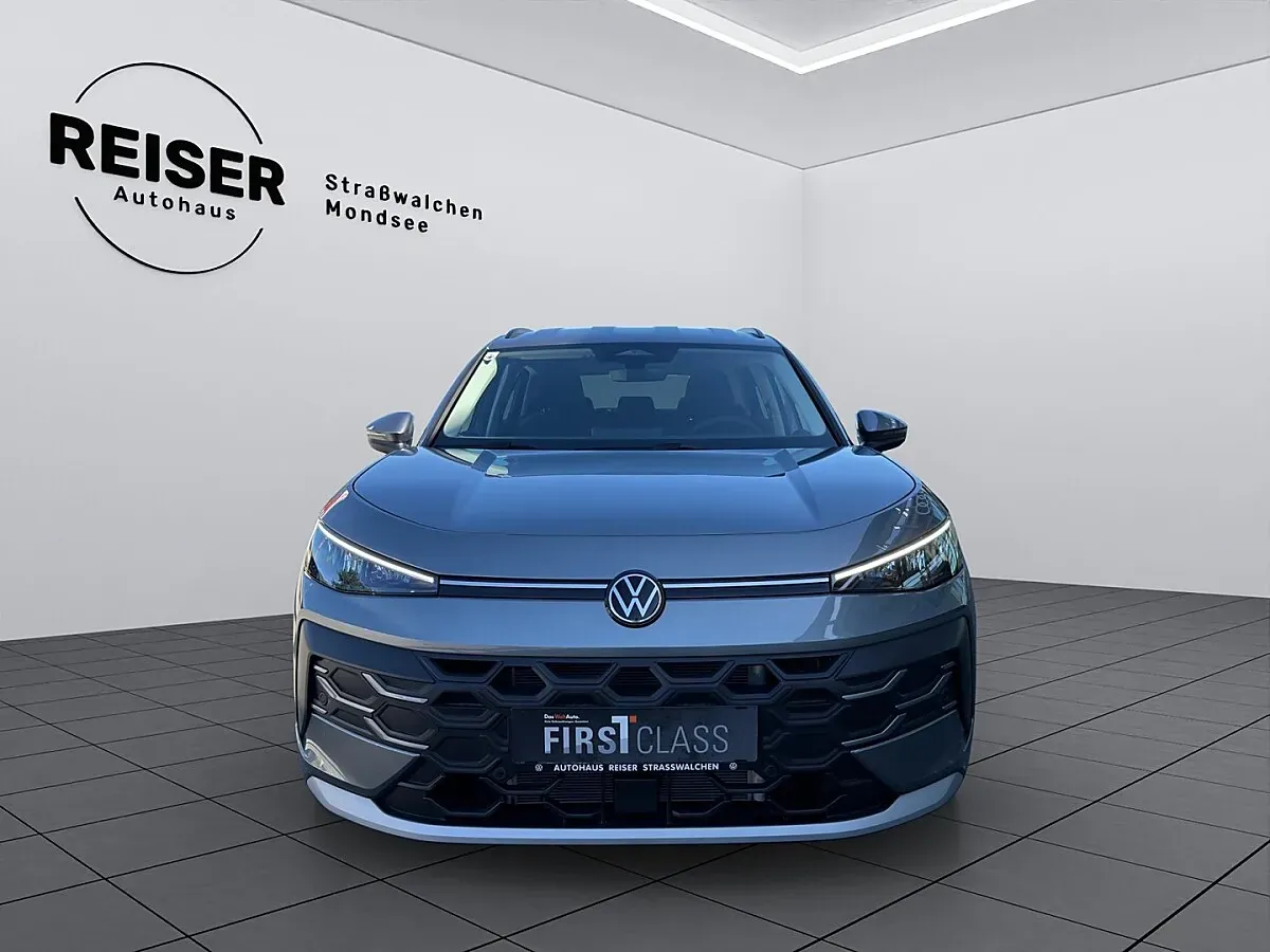 Volkswagen T-Roc 2026 photo 3