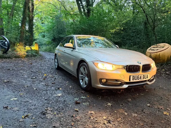 BMW 3 Series 2014 photo 2
