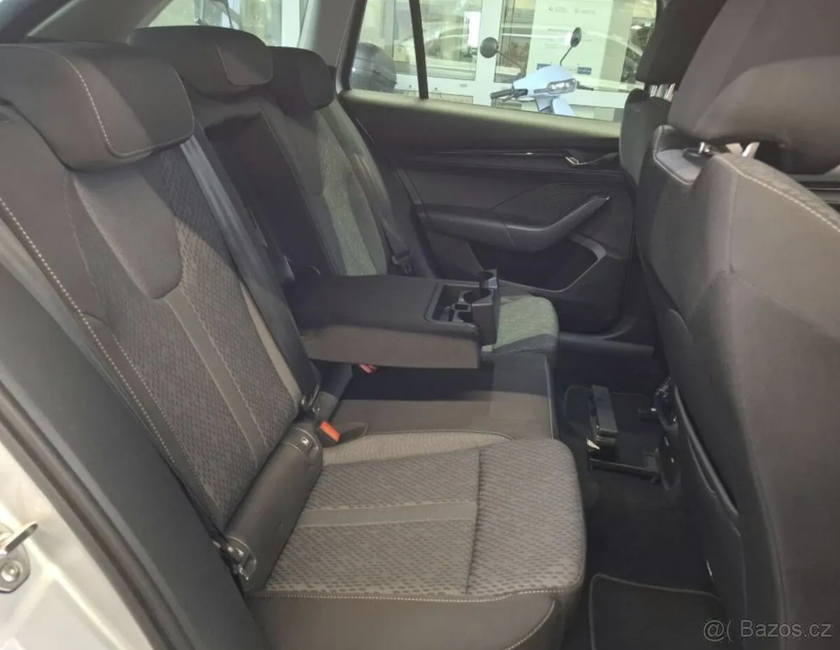 Skoda Octavia 2022 photo 4