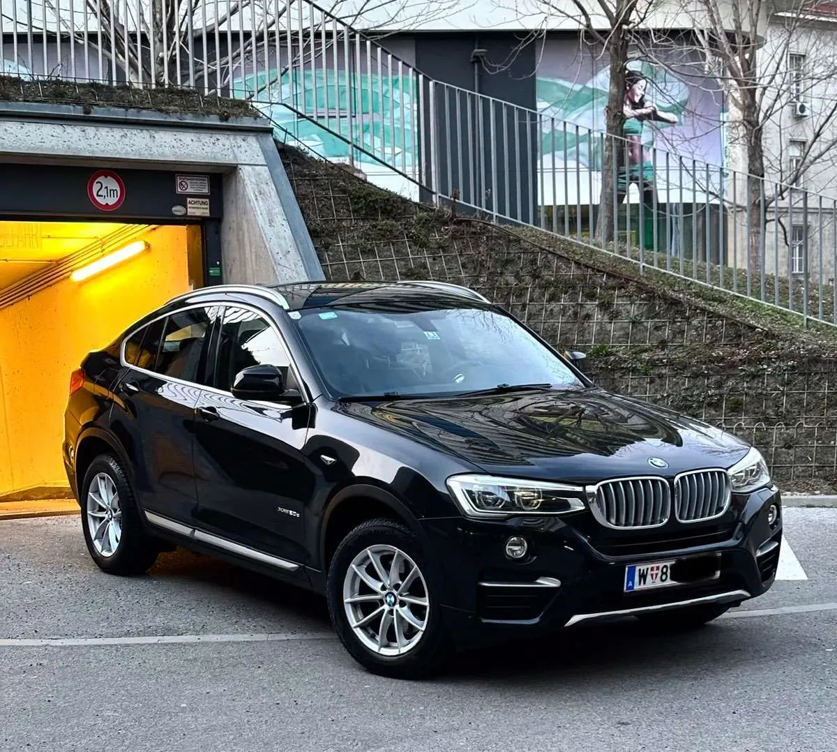 BMW X4 2017 photo 2