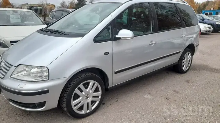 Volkswagen Sharan 2007 photo 4