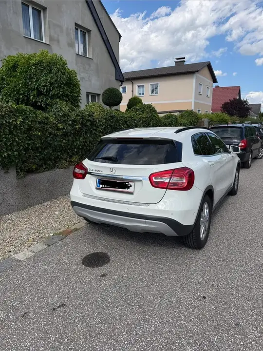 Mercedes-Benz Gla 2016 photo 2