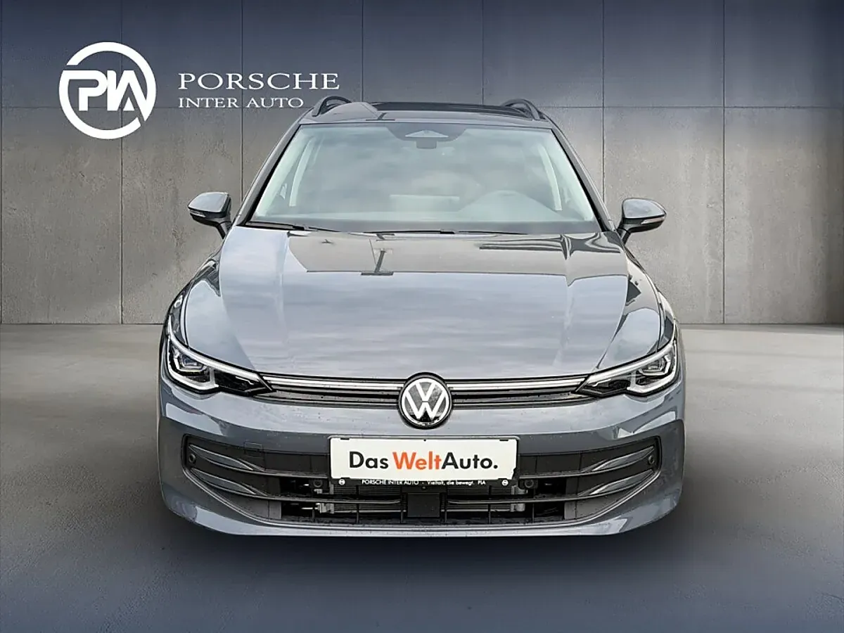 Volkswagen Golf 2026 photo 2