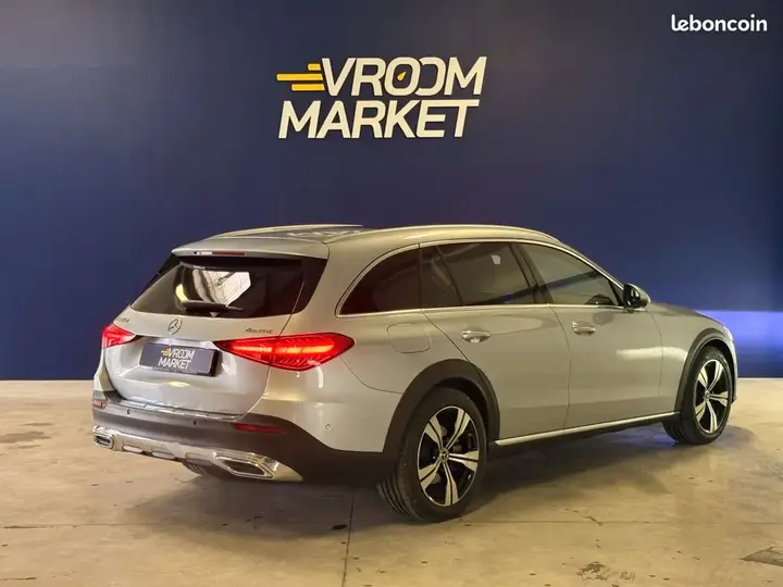 Mercedes-Benz C-Class 2023 photo 4