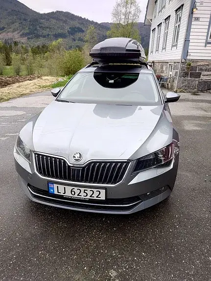 Skoda Superb 2016 photo 3