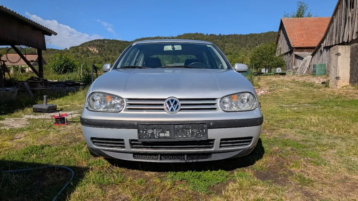 Volkswagen Golf 1999 photo 3