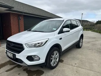 Ford Escape 2018 photo 2