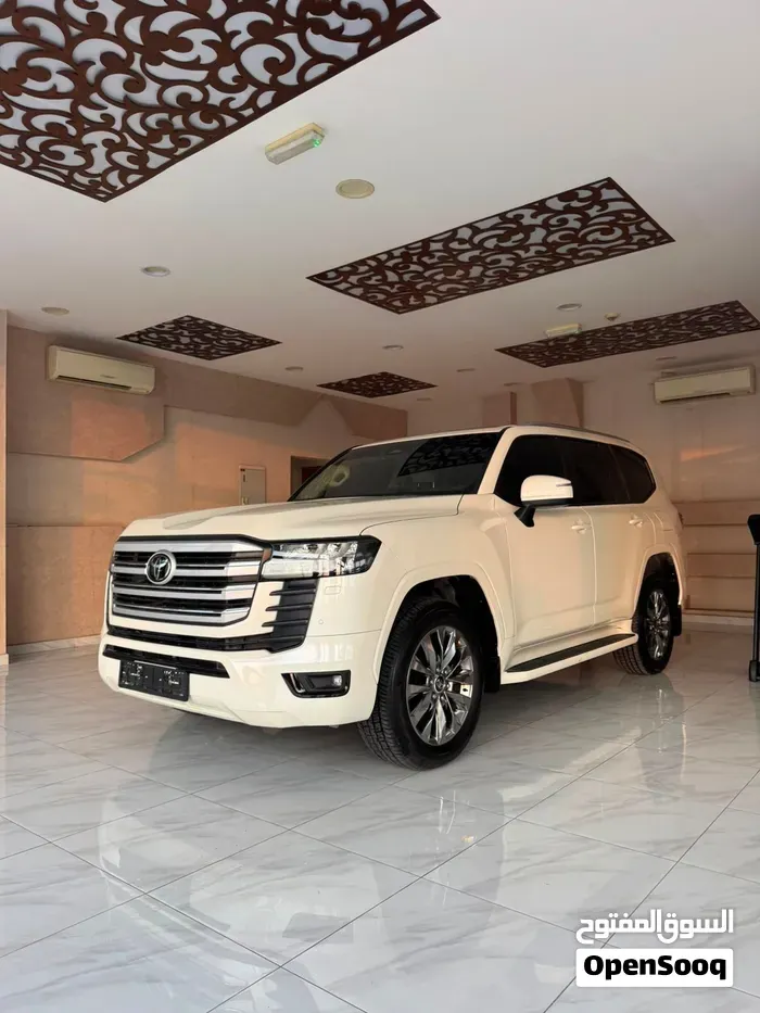 Toyota Land Cruiser Gxr