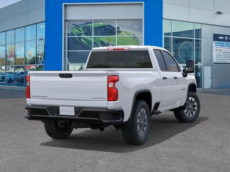 Chevrolet Silverado 2500Hd 2026 photo 4