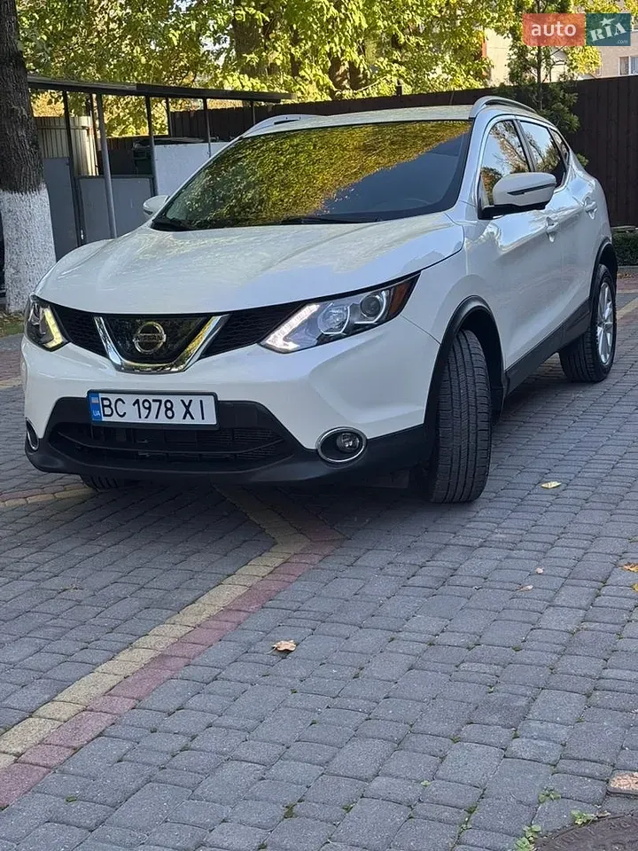 Nissan Rogue Sport 2019 photo 2