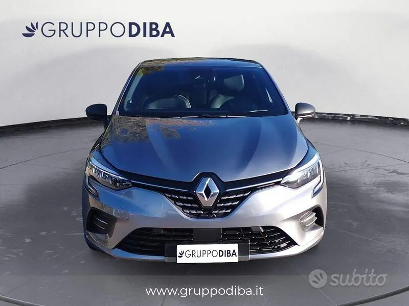 Renault Clio 2023 photo 2