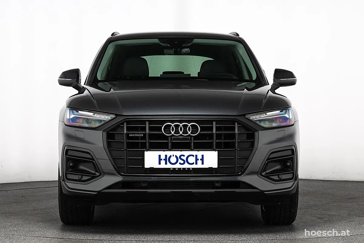 Audi Q5 2023 photo 2