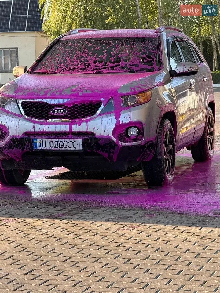 Kia Sorento 2011 photo 2