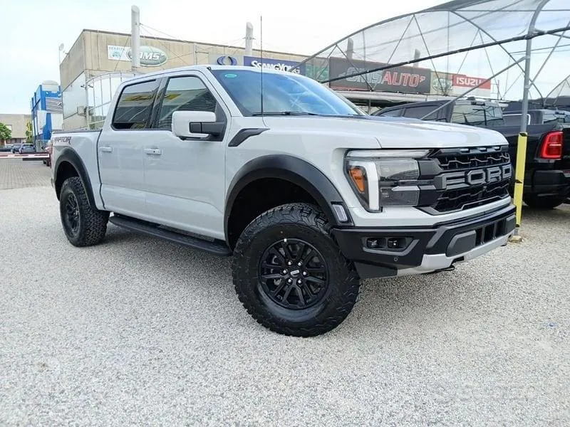 Ford F-150 Raptor 2026 photo 2