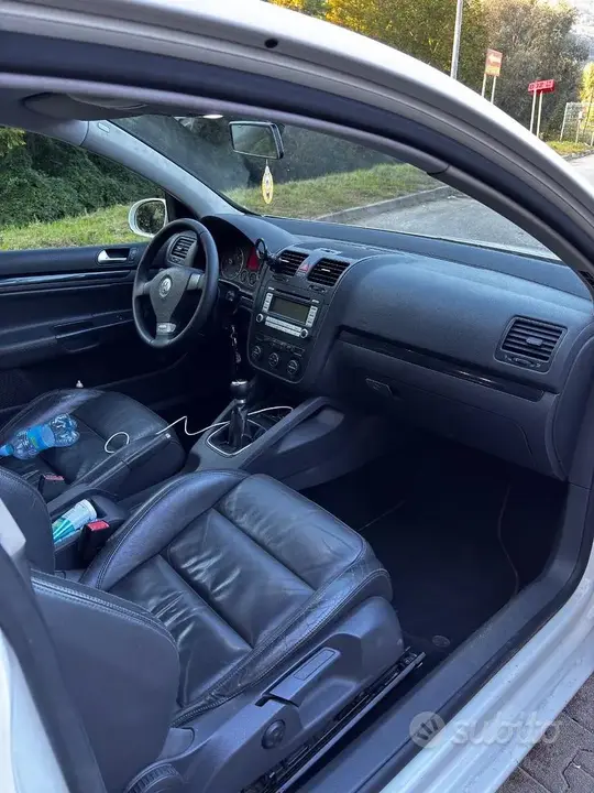 Volkswagen Golf 2008 photo 2