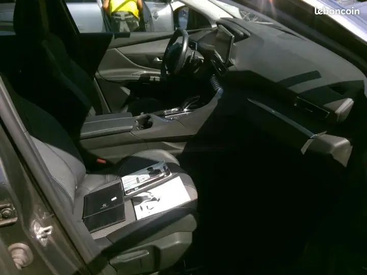 Peugeot 3008 2022 photo 3