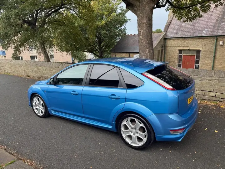Ford Focus 2010 photo 5