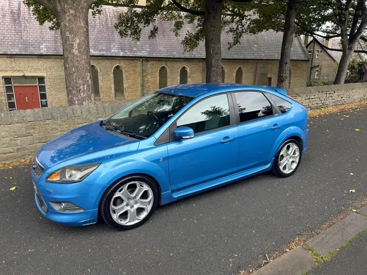 Ford Focus 2010 photo 4