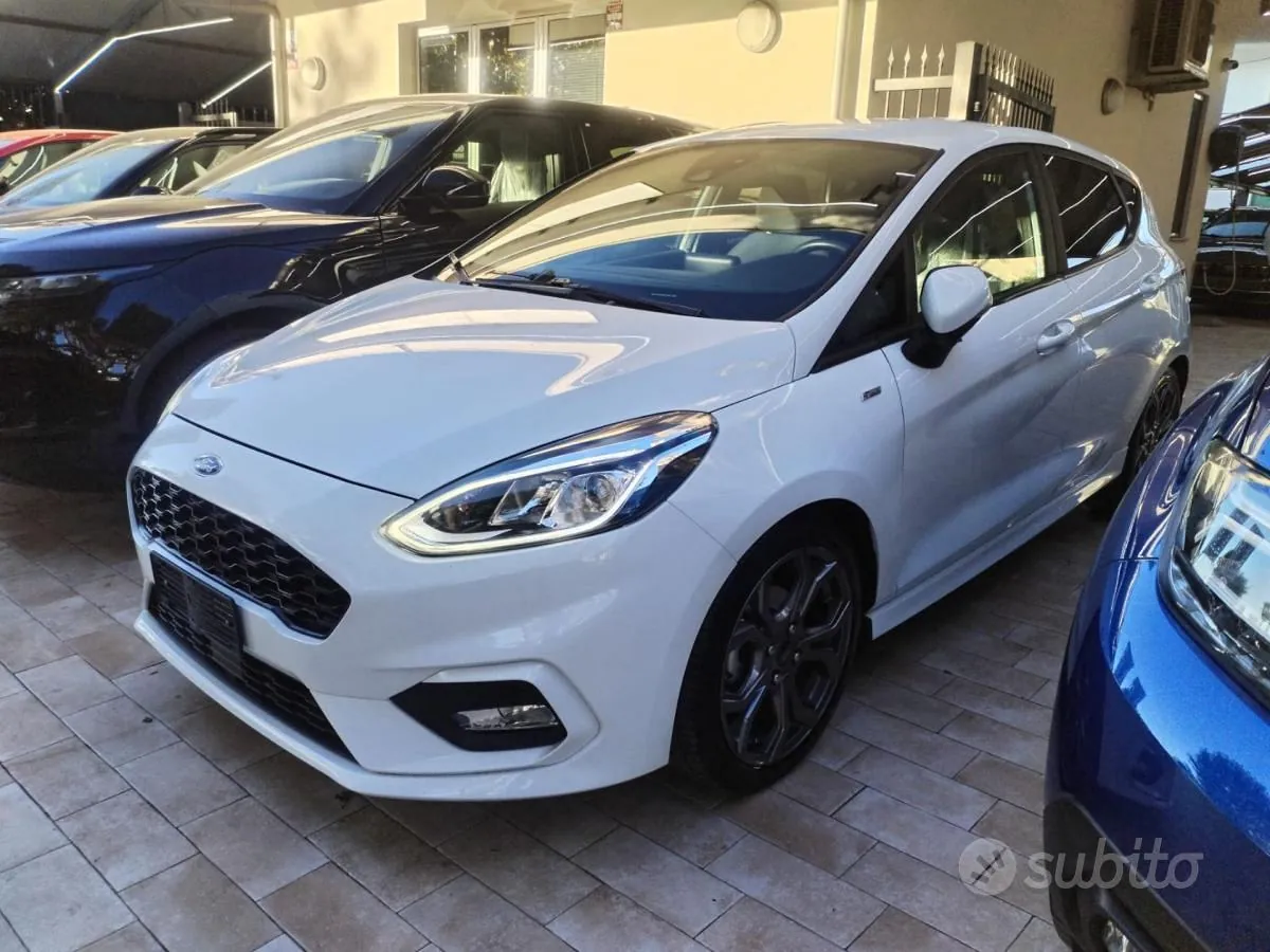 Ford Fiesta 2021 photo 2